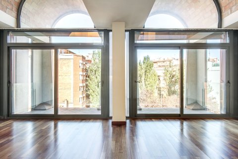 Apartment à vendre Barcelona, Espagne, 3 chambres, 121 m2 No. 133357 - photo 5