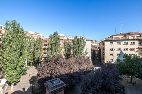 Apartment à vendre Barcelona, Espagne, 3 chambres, 121 m2 No. 133357 - photo 7