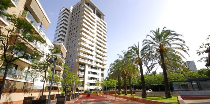 Apartment Barcelona, Espagne 3 chambres, 176 m2 No. 133358