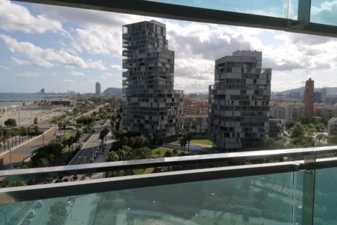 Apartamento en venta Barcelona, España 4 dormitorios, 220 m2 No. 133355 - foto 3