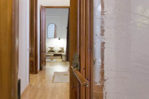 Apartment for sale in Barcelona, Spain No. 196476 - photo 11