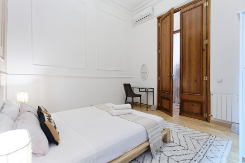 Apartment for sale in Barcelona, Spain No. 196476 - photo 18