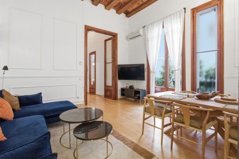 Apartment for sale in Barcelona, Spain No. 196476 - photo 2