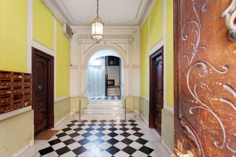 Apartment for sale in Barcelona, Spain No. 196476 - photo 24
