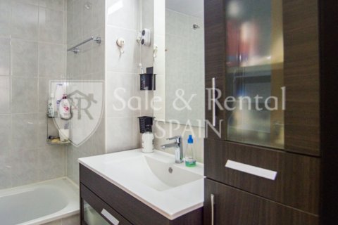 Apartment for sale in Blanes, Girona, Spain 3 bedrooms, 70 sq.m. No. 196477 - photo 20