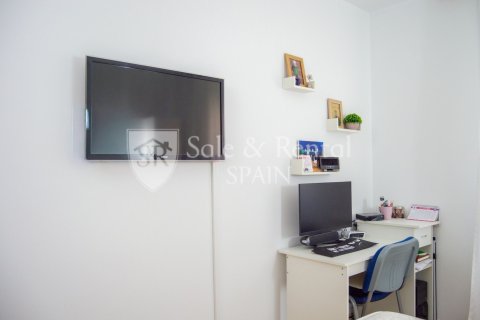 Apartment for sale in Blanes, Girona, Spain 3 bedrooms, 70 sq.m. No. 196477 - photo 17