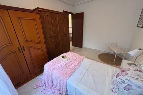 Apartamento en venta en Torrevieja, Alicante, España 3 dormitorios, 95 m2 No. 184275 - foto 13