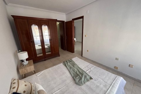 Apartamento en venta en Torrevieja, Alicante, España 3 dormitorios, 95 m2 No. 184275 - foto 4