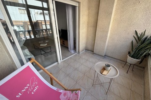 Apartamento en venta en Torrevieja, Alicante, España 3 dormitorios, 95 m2 No. 184275 - foto 7