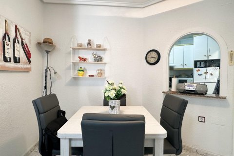 Wohnung zum Verkauf in Torrevieja, Alicante, Spanien 2 Schlafzimmer, 52 m2 Nr. 184279 - Foto 9