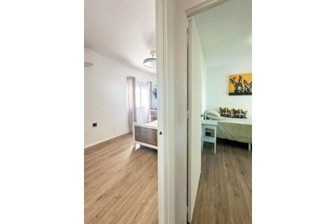 Продажа бунгало в Ла Зения, Аликанте, Испания 2 спальни, 40м2 №184281 - фото 10