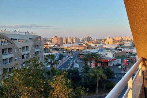 Penthouse for sale in Torrevieja, Alicante, Spain 2 bedrooms, 63 sq.m. No. 184277 - photo 19