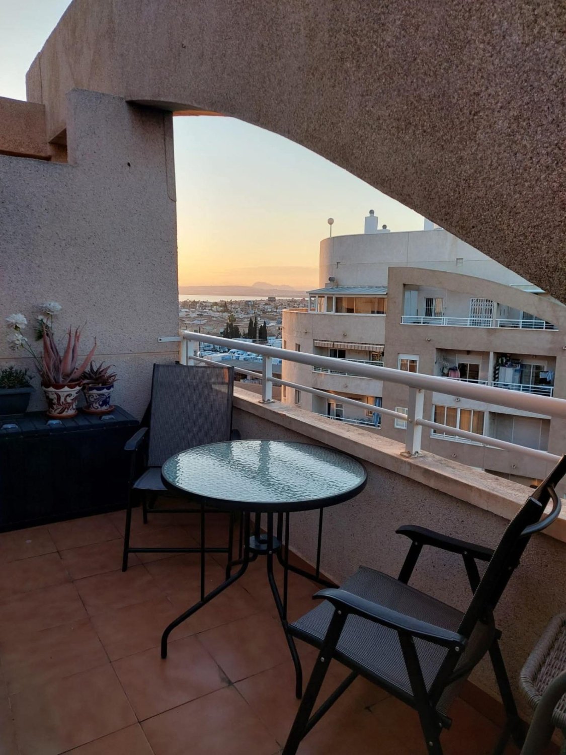 Penthouse à Torrevieja, Alicante, Espagne 2 chambres, 63 m2 No. 184277
