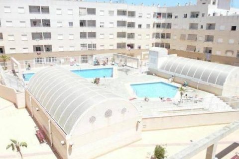 Penthouse for sale in Torrevieja, Alicante, Spain 2 bedrooms, 63 sq.m. No. 184277 - photo 11