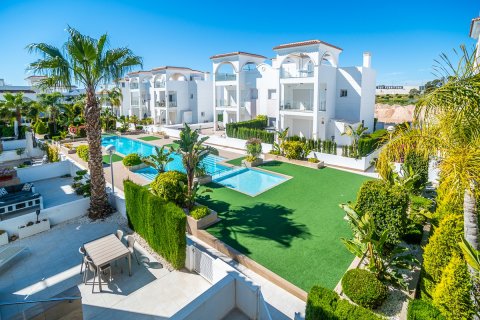 Villa for sale in Ciudad Quesada, Alicante, Spain 2 bedrooms, 134 sq.m. No. 194588 - photo 25