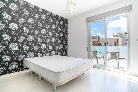 Villa for sale in San Pedro del Pinatar, Murcia, Spain 3 bedrooms, 109 sq.m. No. 194589 - photo 15