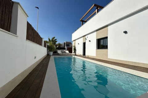 Villa for sale in San Javier, Murcia, Spain 2 bedrooms, 62 sq.m. No. 194585 - photo 2