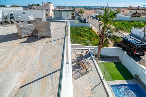 Villa for sale in Pilar de la Horadada, Alicante, Spain 3 bedrooms, 120 sq.m. No. 194590 - photo 29