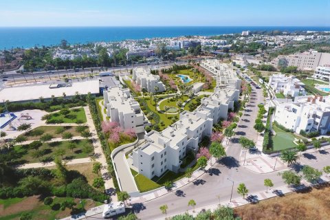 Apartamento en venta en Estepona, Málaga, España 3 dormitorios, 130 m2 No. 169303 - foto 2