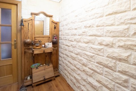 Huoneisto myytävänä Valencia, Espanja, 3 makuuhuonetta, 97 m2 No. 146934 - kuva 16