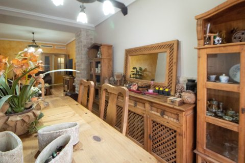 Huoneisto myytävänä Valencia, Espanja, 3 makuuhuonetta, 97 m2 No. 146934 - kuva 3