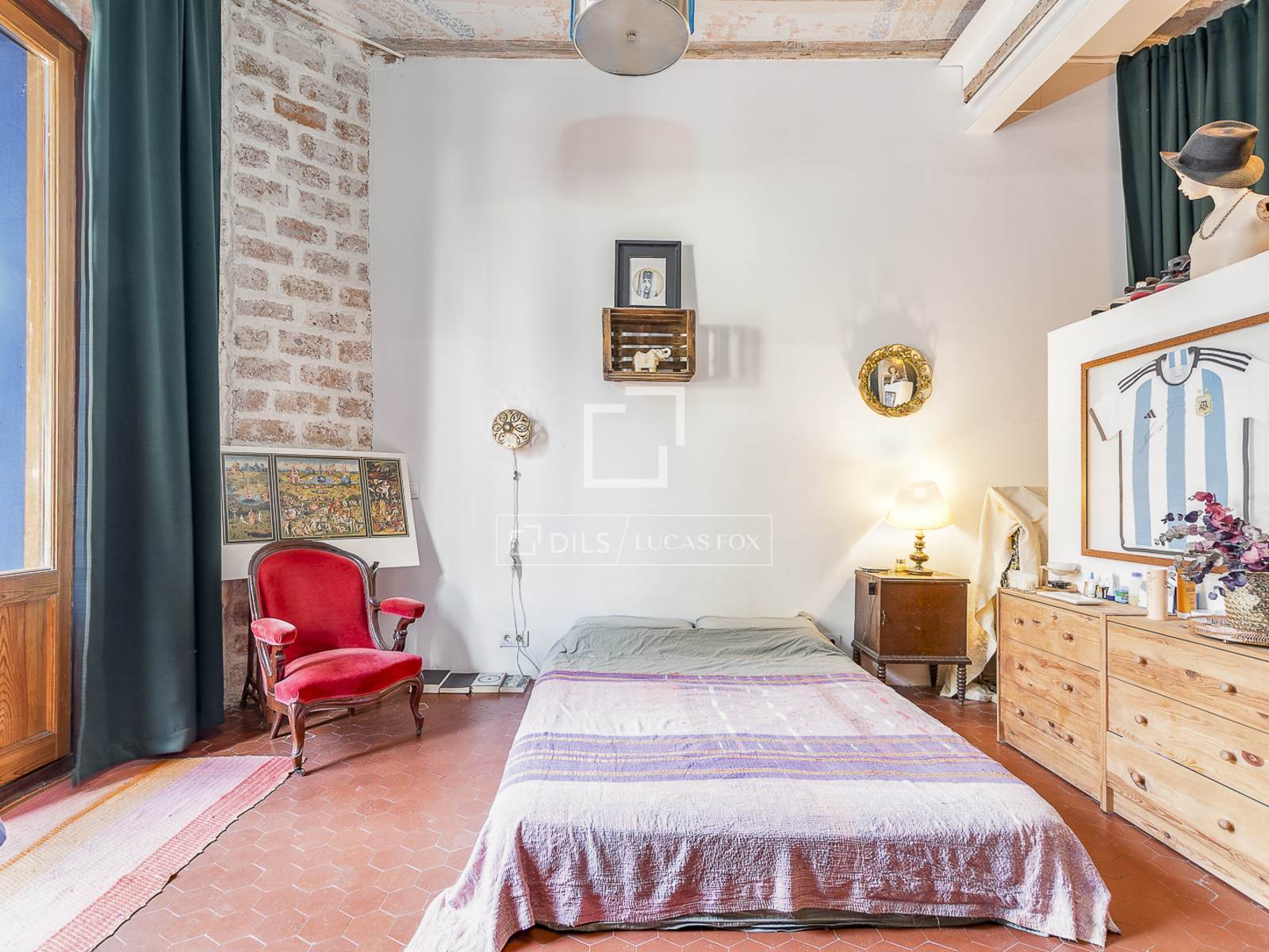 Wohnung in Barcelona, Spanien 2 Schlafzimmer, 157 m2 Nr. 192702