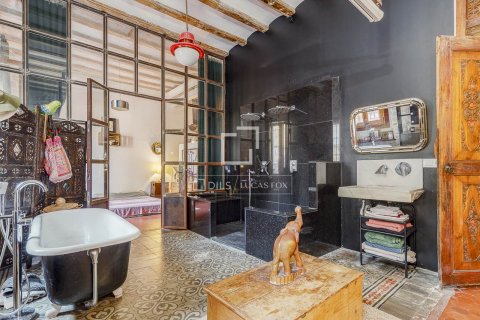 Huoneisto myytävänä Barcelona, Espanja, 2 makuuhuonetta, 157 m2 No. 192702 - kuva 23