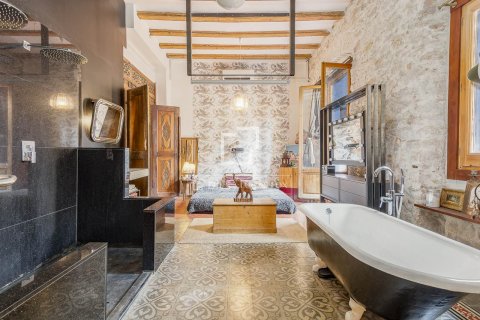 Huoneisto myytävänä Barcelona, Espanja, 2 makuuhuonetta, 157 m2 No. 192702 - kuva 21