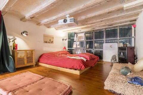 Huoneisto myytävänä Barcelona, Espanja, 2 makuuhuonetta, 157 m2 No. 192702 - kuva 13