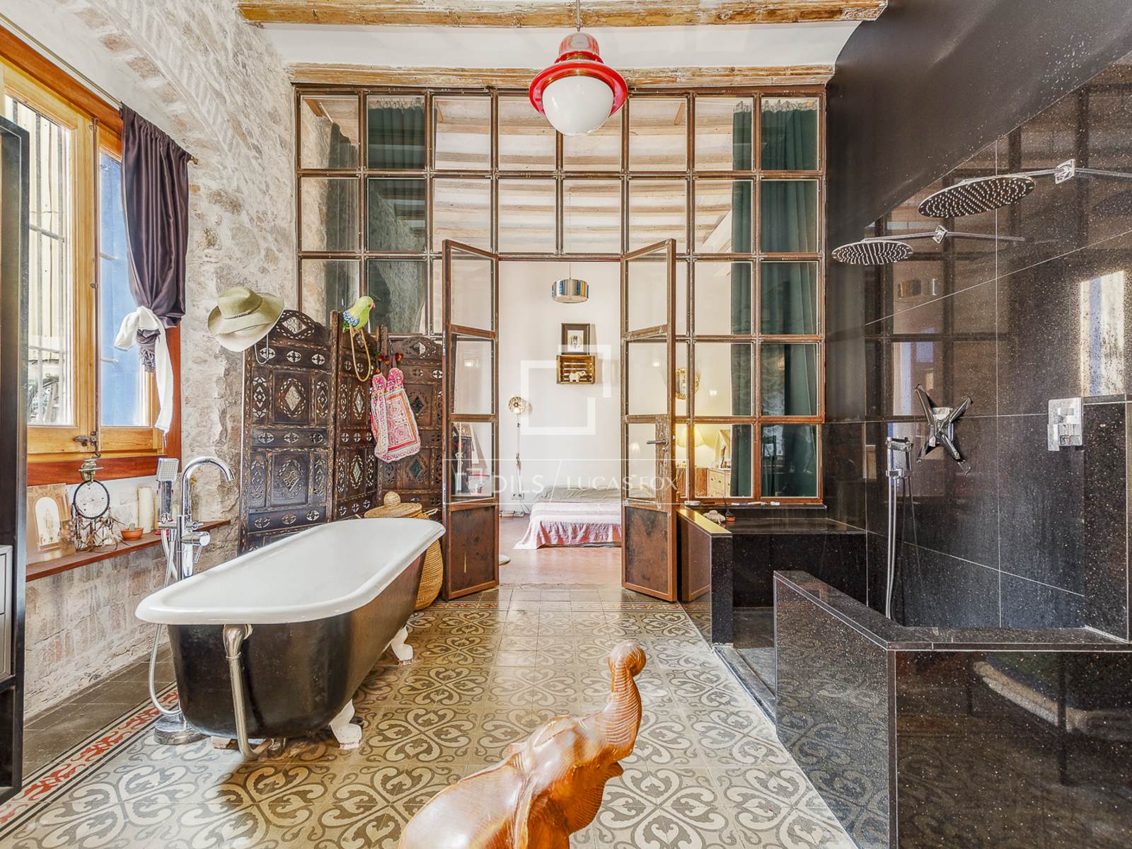 Wohnung in Barcelona, Spanien 2 Schlafzimmer, 157 m2 Nr. 192702