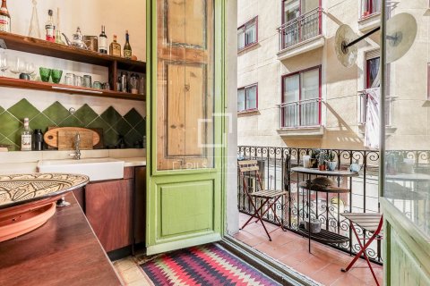 Huoneisto myytävänä Barcelona, Espanja, 2 makuuhuonetta, 157 m2 No. 192702 - kuva 14