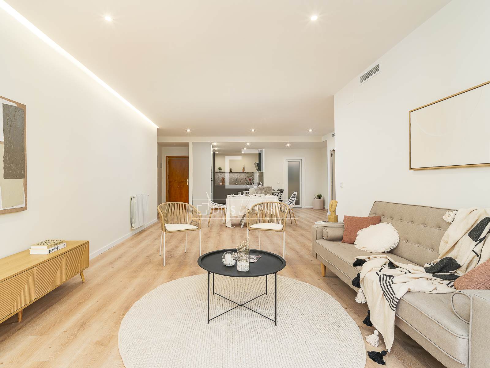Appartamento a Barcelona, Spagna 3 camere da letto, 130 mq. N° 192704