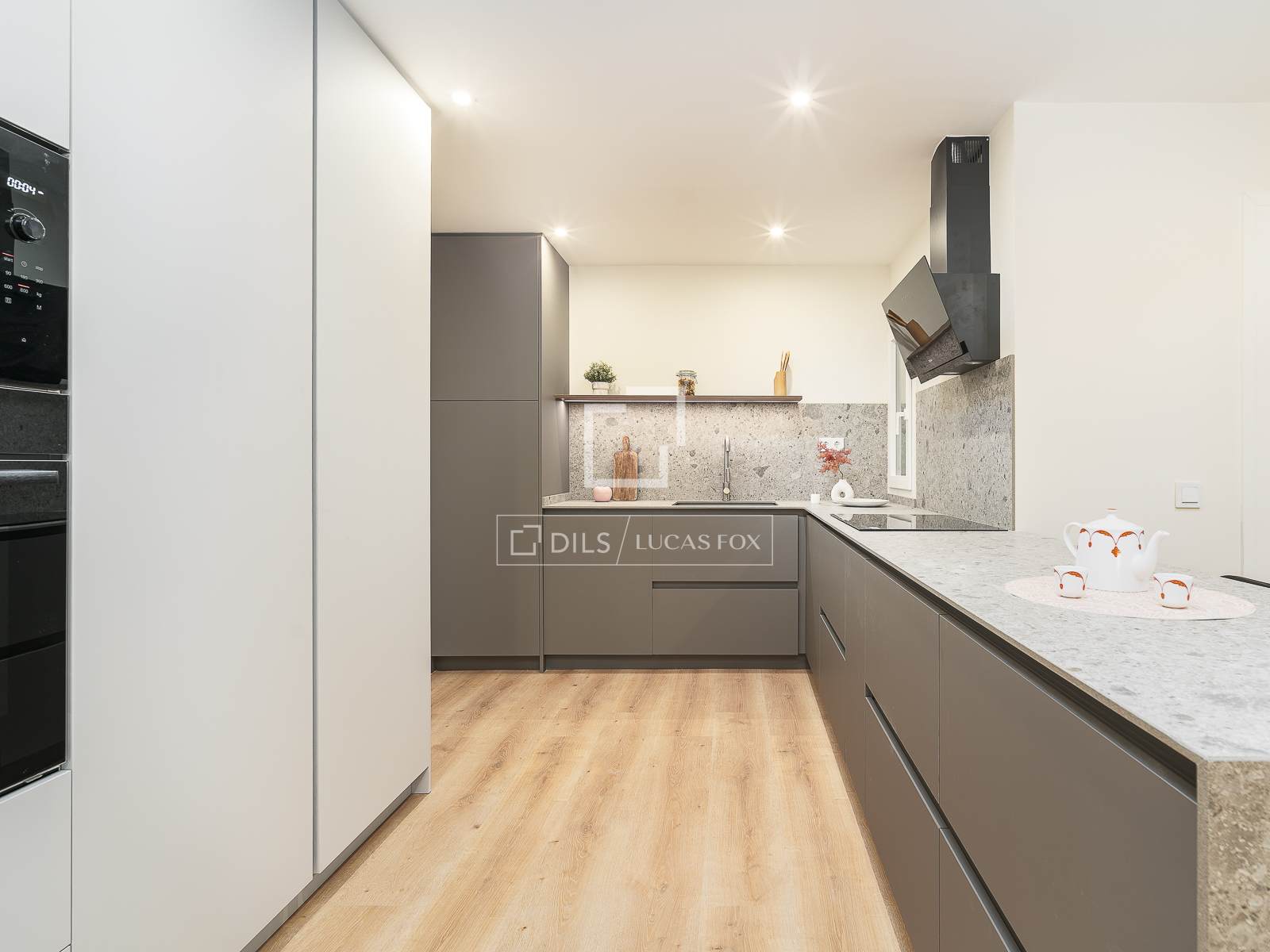 Appartamento a Barcelona, Spagna 3 camere da letto, 130 mq. N° 192704