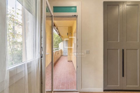 Huoneisto myytävänä Barcelona, Espanja, 3 makuuhuonetta, 130 m2 No. 192704 - kuva 21