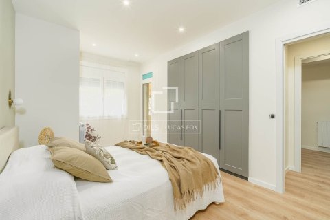 Huoneisto myytävänä Barcelona, Espanja, 3 makuuhuonetta, 130 m2 No. 192704 - kuva 17