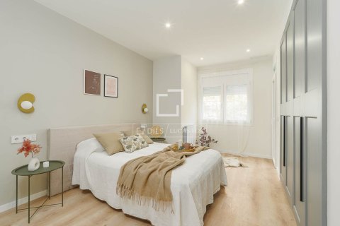Huoneisto myytävänä Barcelona, Espanja, 3 makuuhuonetta, 130 m2 No. 192704 - kuva 15