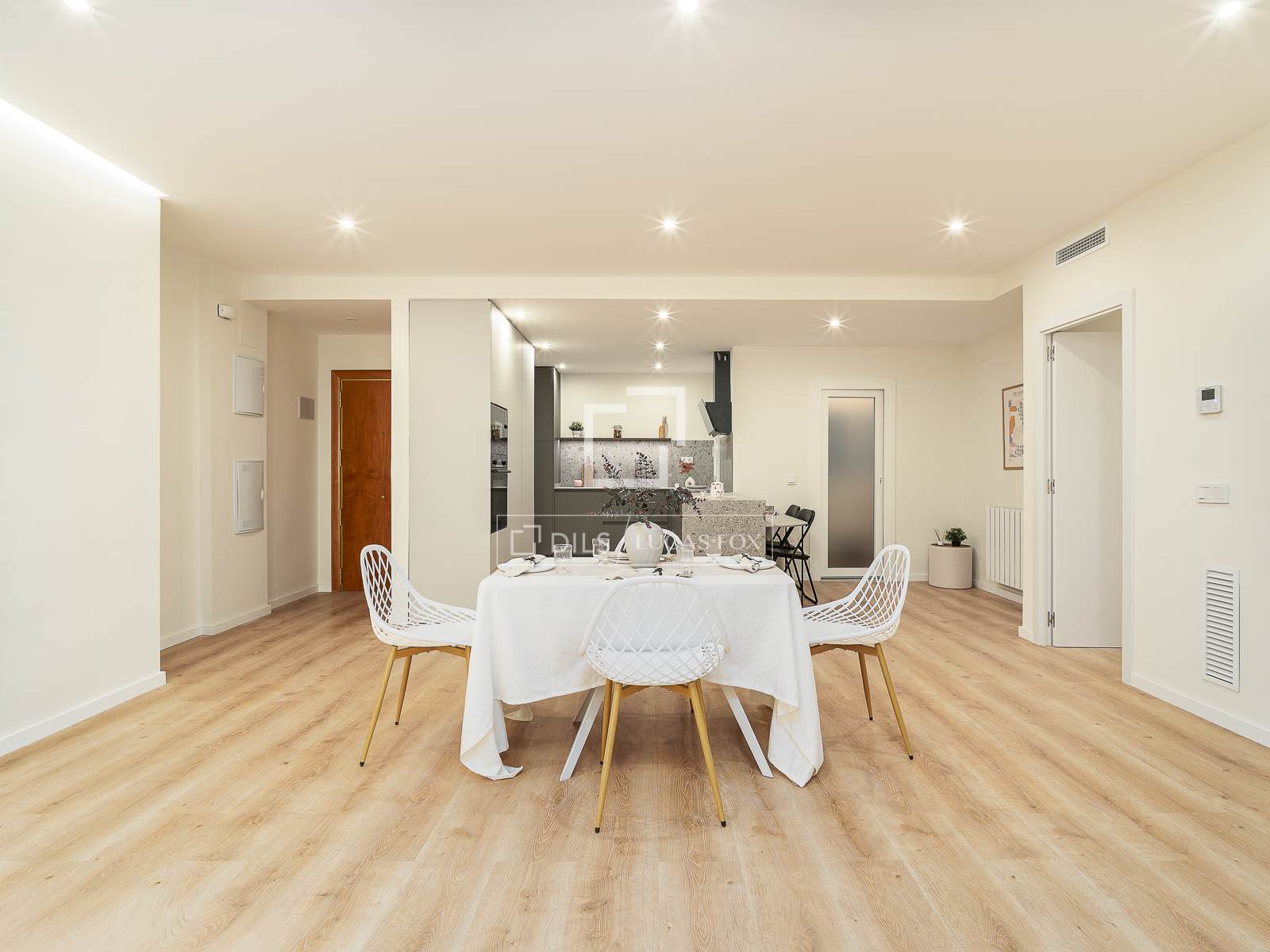 Appartamento a Barcelona, Spagna 3 camere da letto, 130 mq. N° 192704
