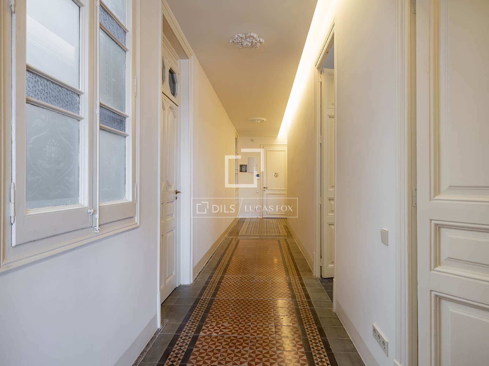 Appartamento a Barcelona, Spagna 3 camere da letto, 184 mq. N° 192701