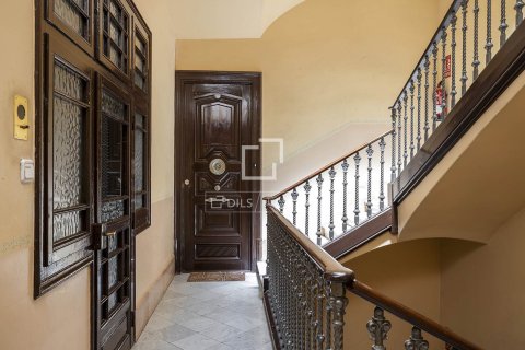Huoneisto myytävänä Barcelona, Espanja, 3 makuuhuonetta, 184 m2 No. 192701 - kuva 29