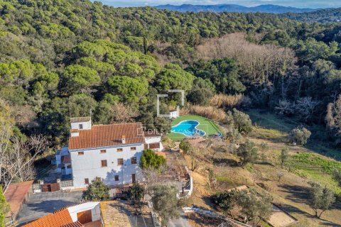 Finca myytävänä Mataro, Barcelona, Espanja, 13 makuuhuonetta, 651 m2 No. 192705 - kuva 2