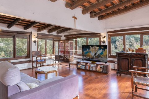 Finca myytävänä Mataro, Barcelona, Espanja, 13 makuuhuonetta, 651 m2 No. 192705 - kuva 6