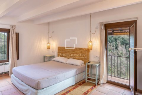 Finca myytävänä Mataro, Barcelona, Espanja, 13 makuuhuonetta, 651 m2 No. 192705 - kuva 20