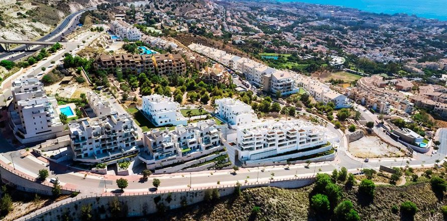 Квартира в Бенальмадена, Малага, Испания 2 спальни, 95м2 №164523