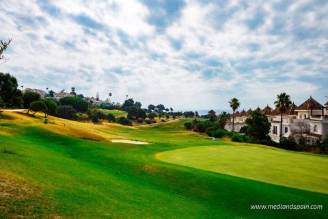 Продажа квартиры в Манильва, Малага, Испания 2 спальни, 104м2 №164526 - фото 15