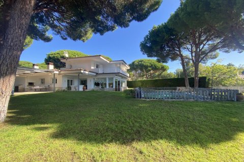 Продажа дома в С'Агаро, Герона, Испания 7 спален, 542м2 №140836 - фото 4