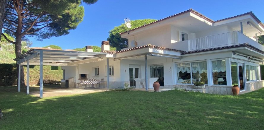 Дом в С'Агаро, Герона, Испания 7 спален, 542м2 №140836