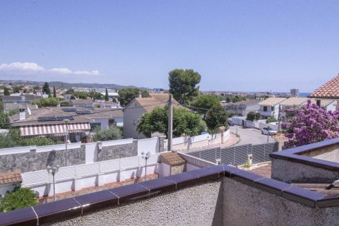 House for sale in Coma-Ruga, Tarragona, Spain 6 bedrooms, 160 sq.m. No. 140840 - photo 25