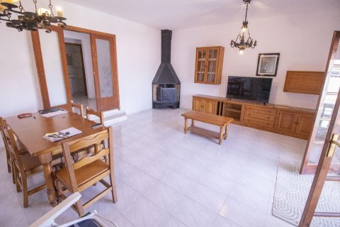 House for sale in Coma-Ruga, Tarragona, Spain 6 bedrooms, 160 sq.m. No. 140840 - photo 5