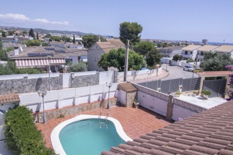 House for sale in Coma-Ruga, Tarragona, Spain 6 bedrooms, 160 sq.m. No. 140840 - photo 27