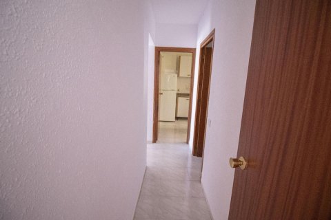 House for sale in Coma-Ruga, Tarragona, Spain 6 bedrooms, 160 sq.m. No. 140840 - photo 17